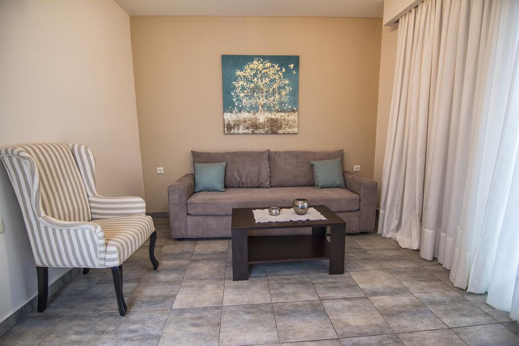 Gonis Suites باليوخورا المظهر الخارجي الصورة